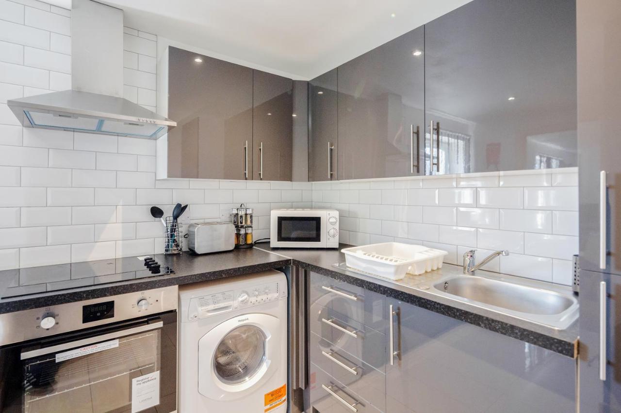 Apartment Cribextra E14 London