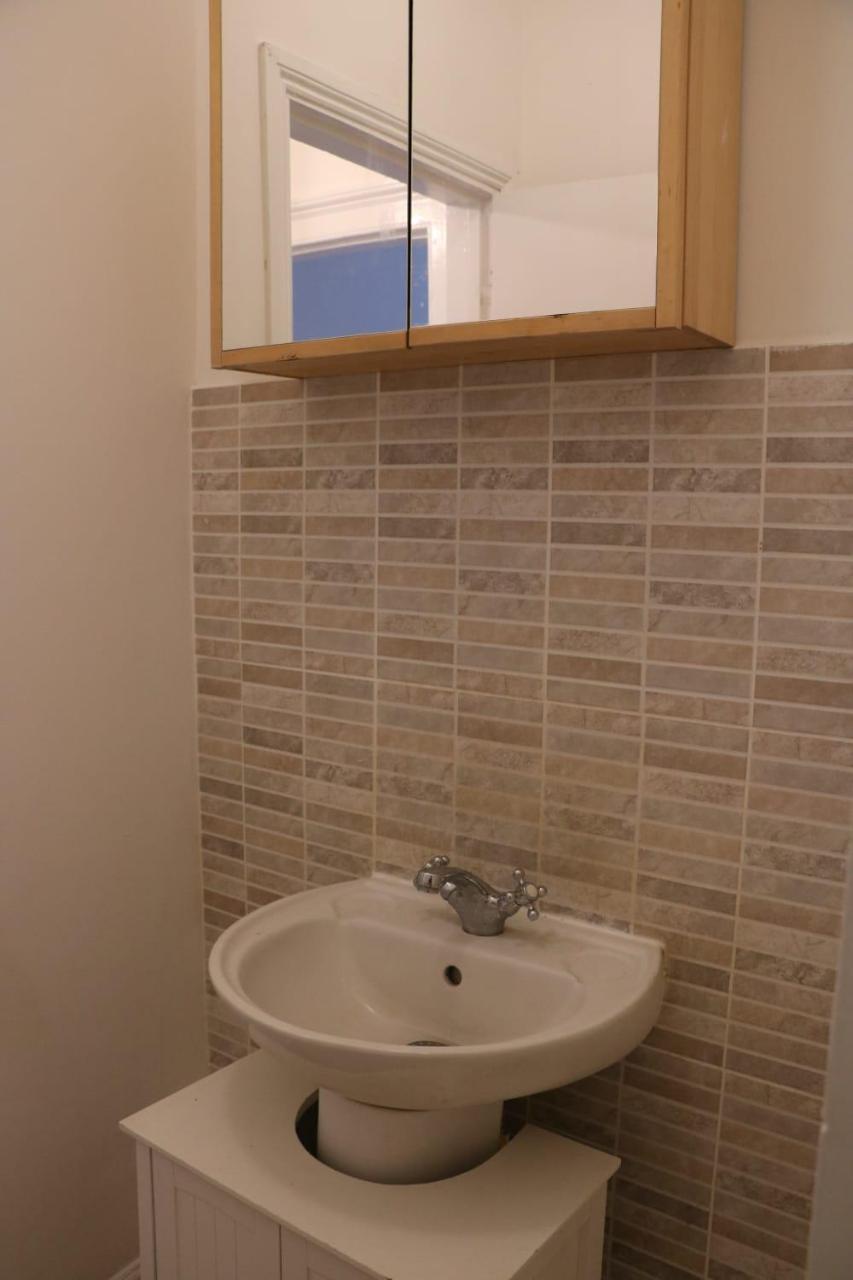 Victoria Style Flat Near Victoria Station Hospedagem domiciliar *