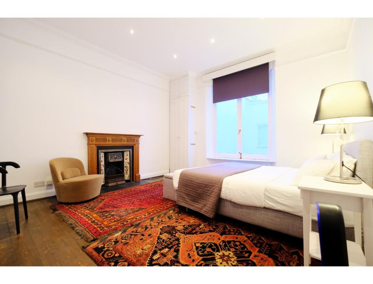 Edgware Rd, Paddington Spacious Sleeps 4 Apartment London