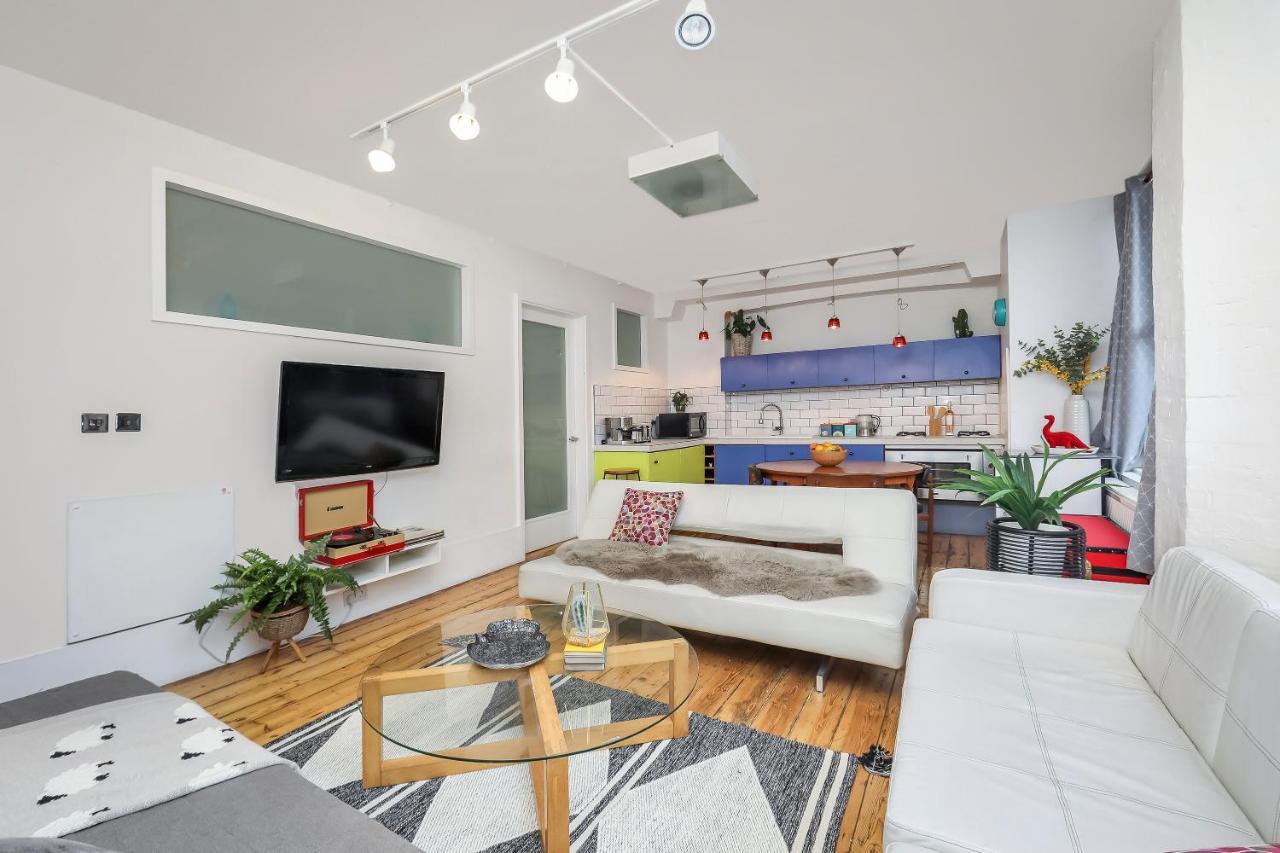 Hoxton Loft *