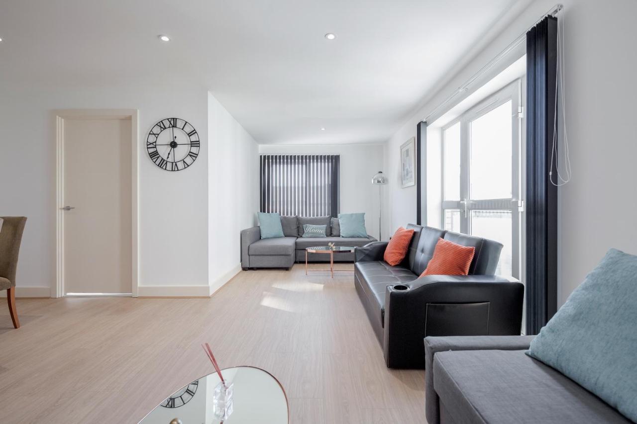 Cribextra E14 Apartment London