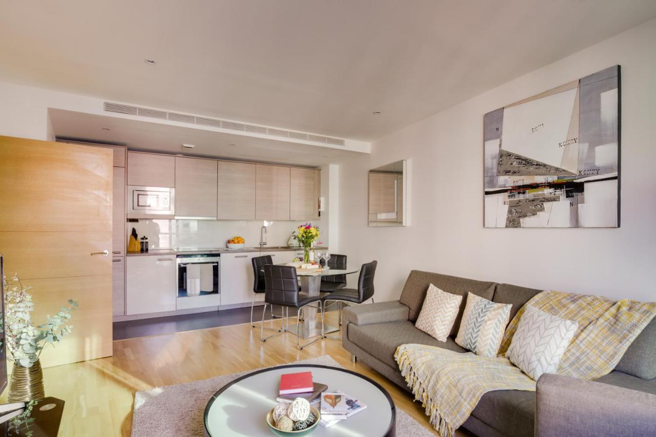 St. George Wharf By Thesqua.re Apartment