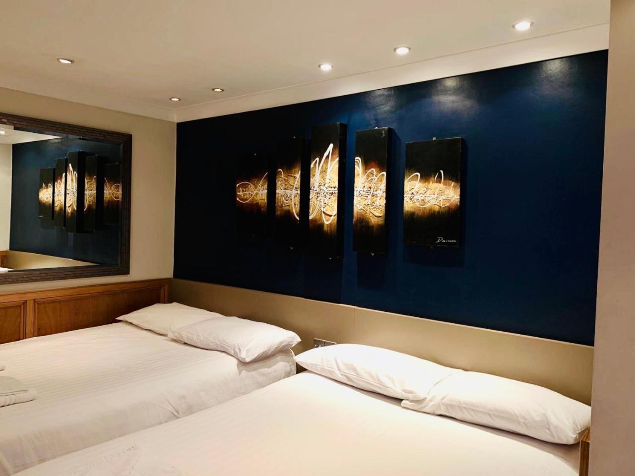 Excelsior Hotel 2*