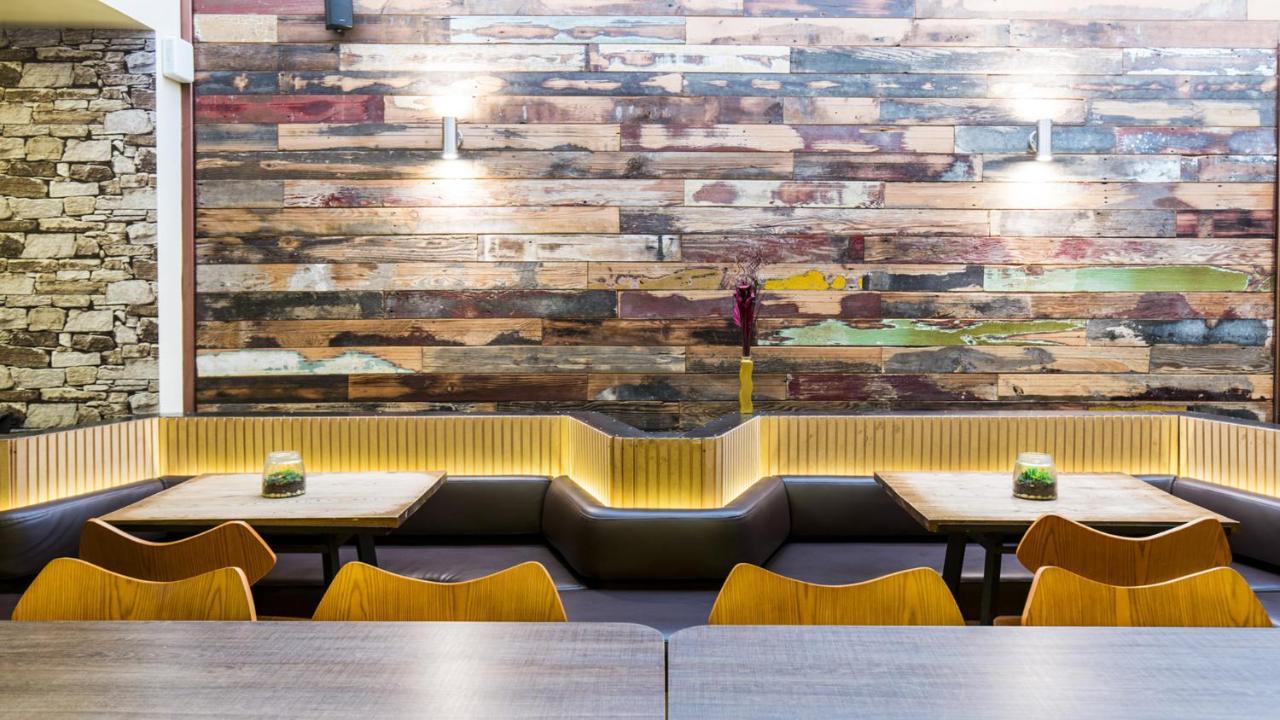 The Club @ Willesden Hostel