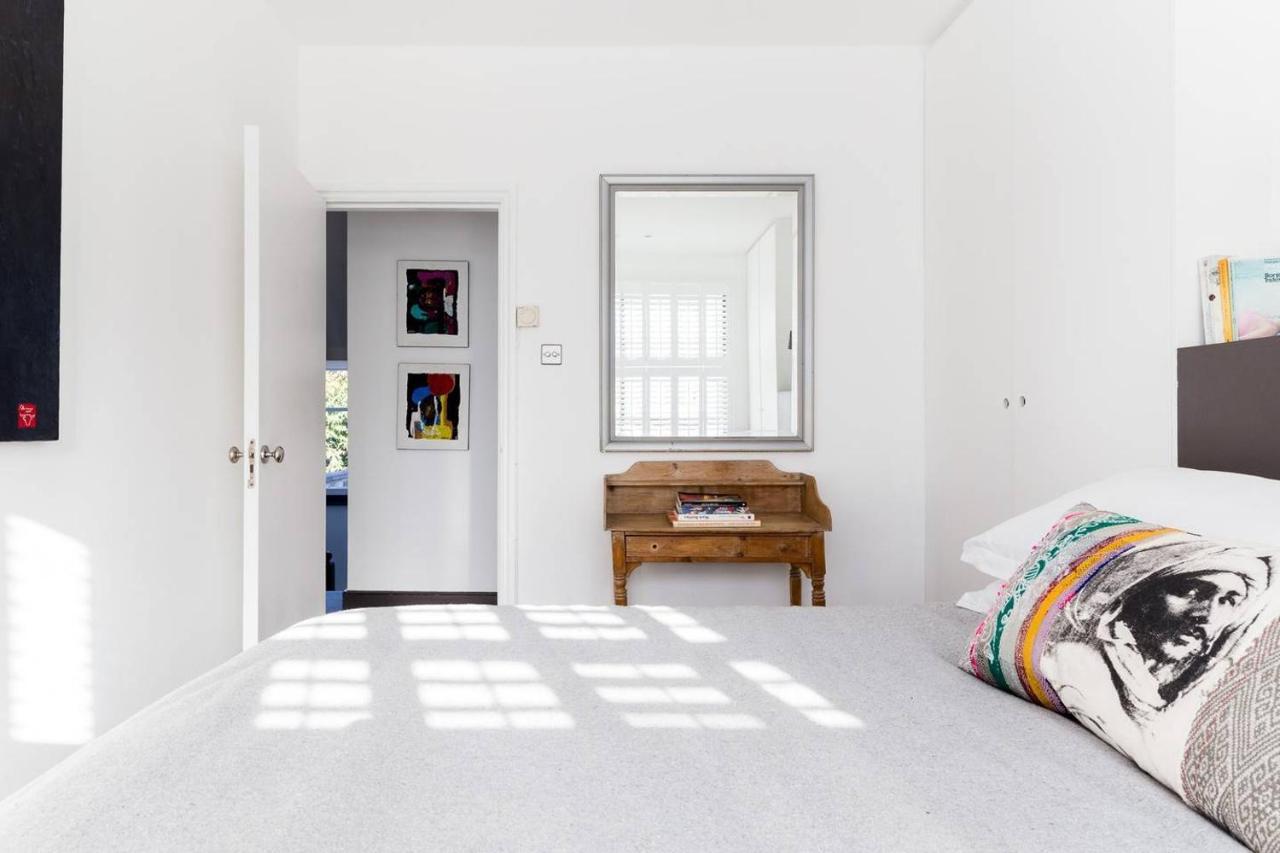Stylish Fulham 2bed Loft Flat, 5 Min From Tube London