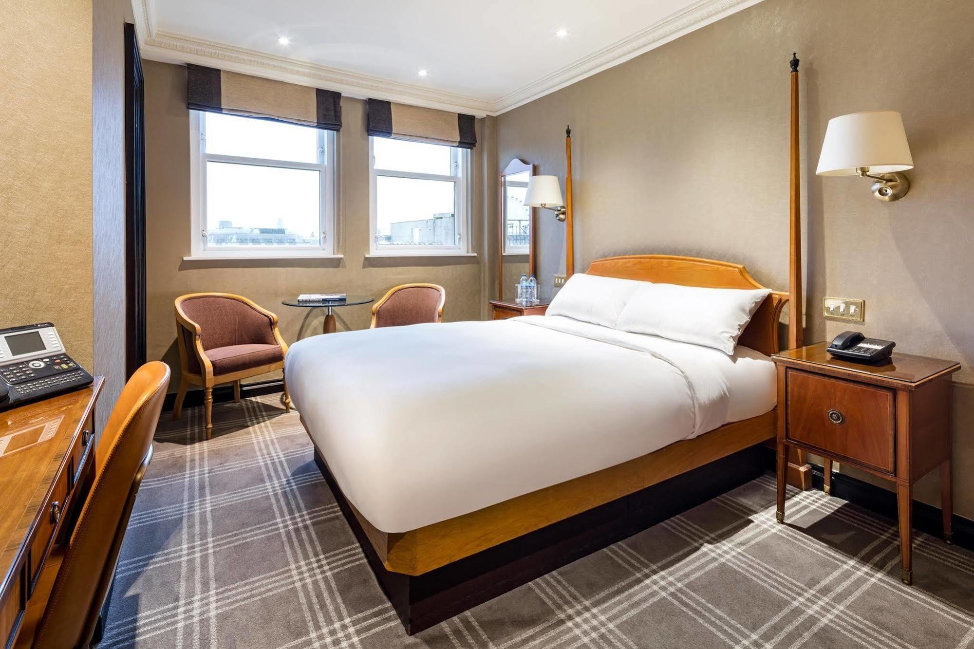 Radisson Blu Hotel, Leicester Square - Formerly Hampshire Hotel London