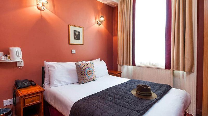 Hotel Craven