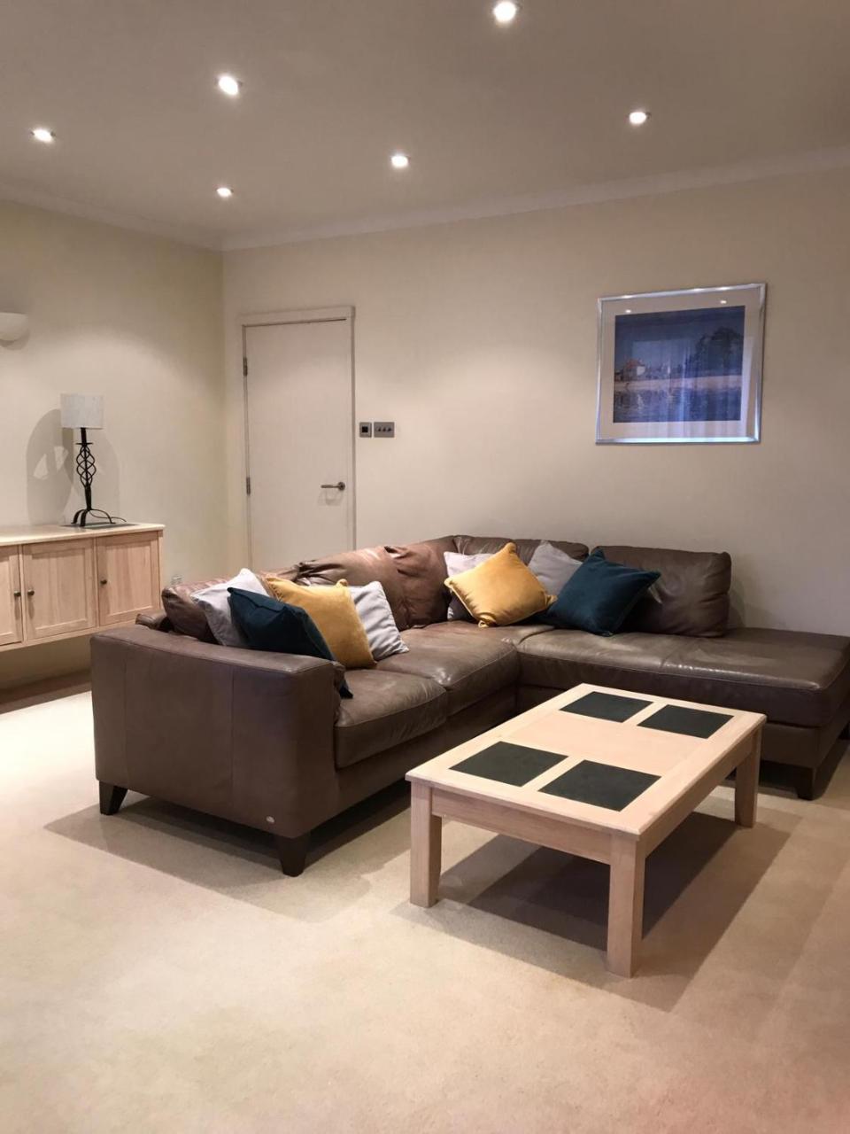 My City Apartment *