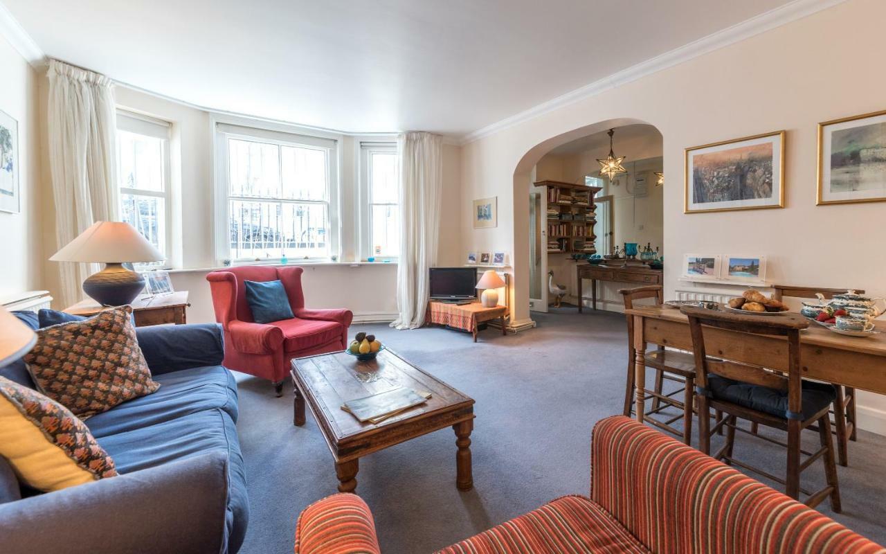 44a Palace Gardens Terrace Apartamento *