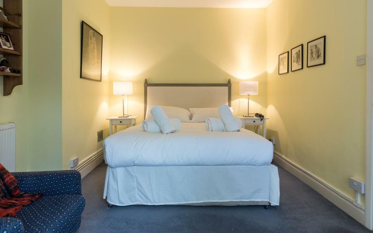44a Palace Gardens Terrace Apartamento *