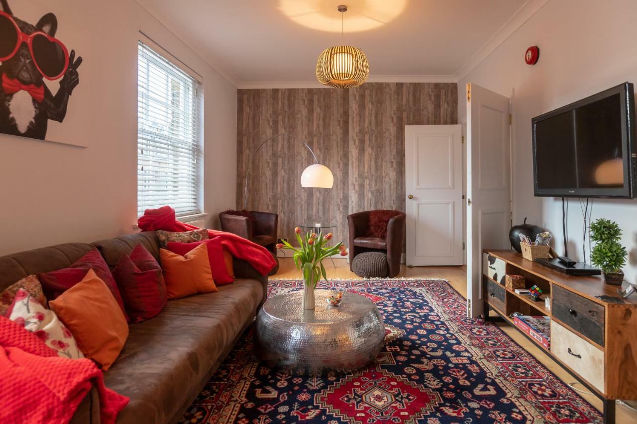 Tutti Frutti & Funky - Covent Garden Apartment