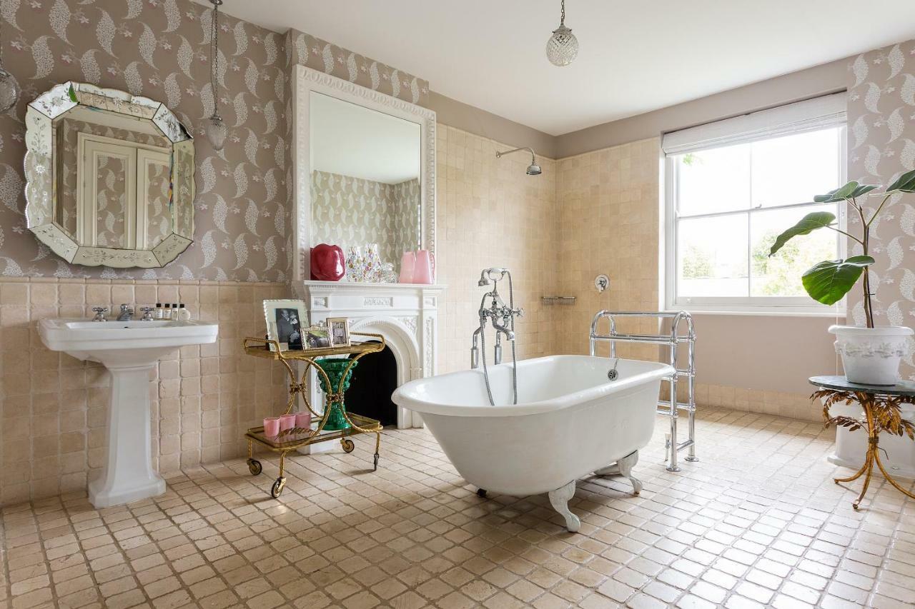 Aldridge Road Ii By Onefinestay