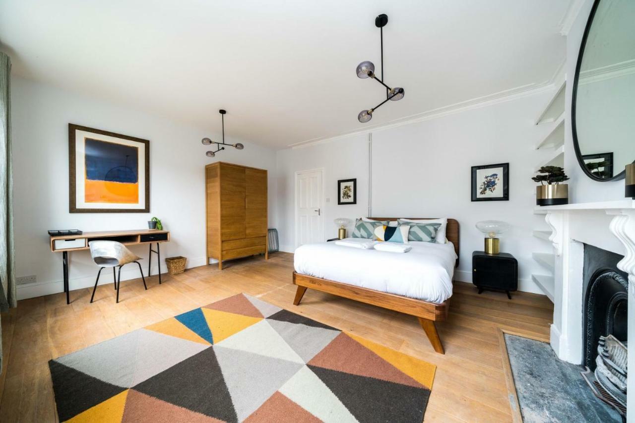 New Bohemian 2 Bedroom Victorian Flat In Dalston