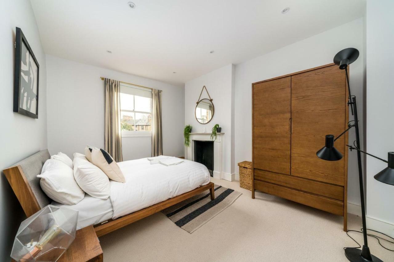 New Bohemian 2 Bedroom Victorian Flat In Dalston