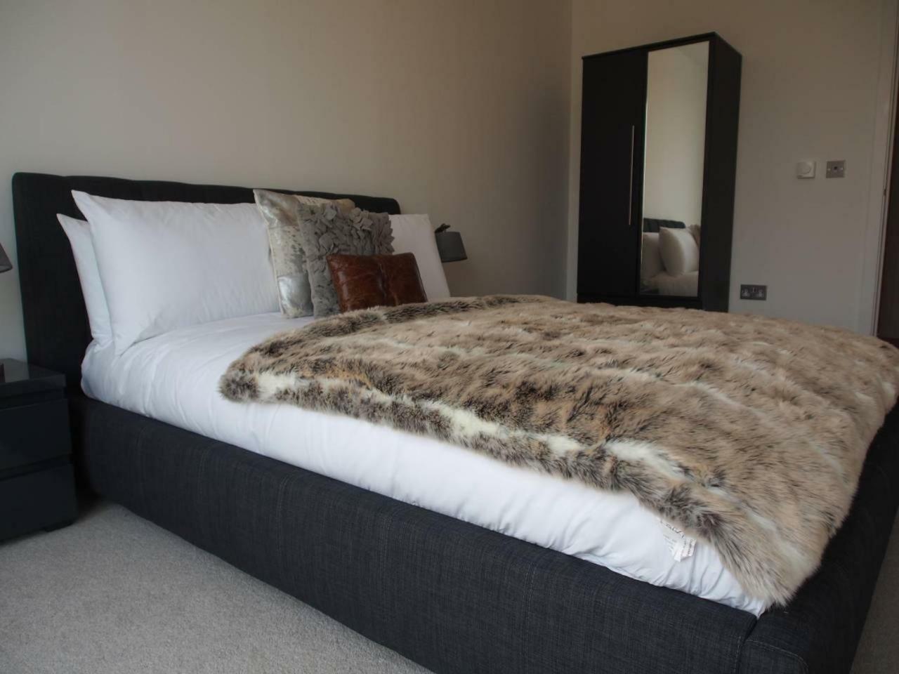 Stunning Brand New - Westminster Apartment
