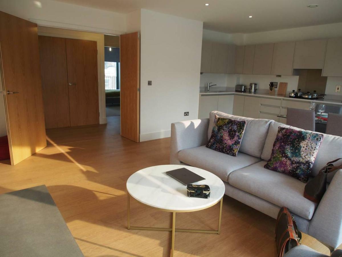 Stunning Brand New - Westminster Apartment *