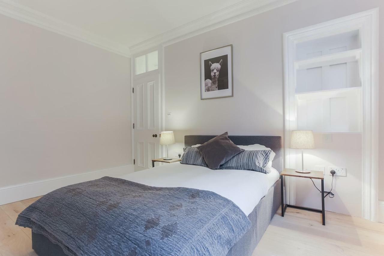 Farringdon 4*