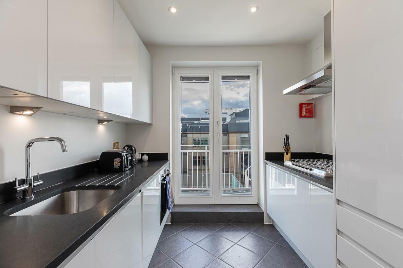 Apartment Stylish New Flat Near Mayfair & Piccadilly Circus!