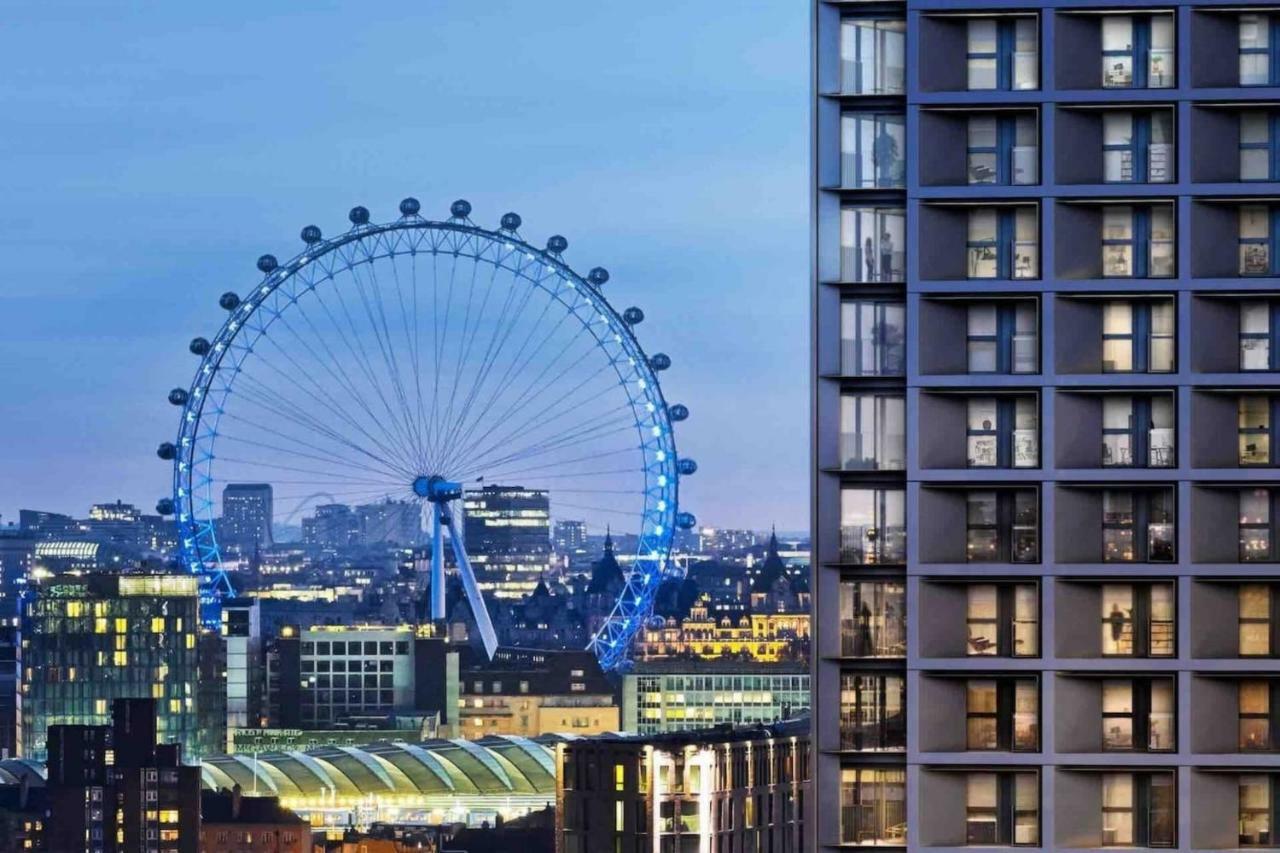 36th Floor Semi Penthouse * London