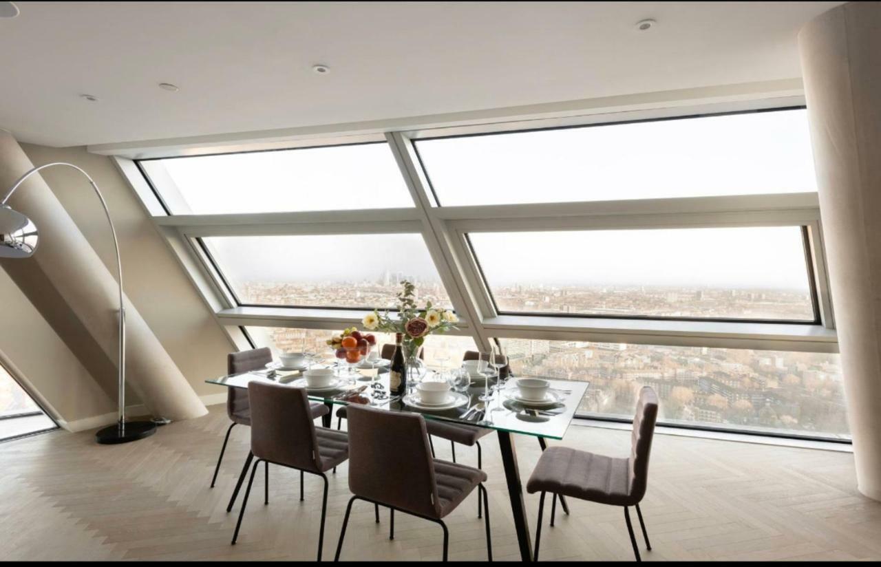 36th Floor Semi Penthouse Apartment London