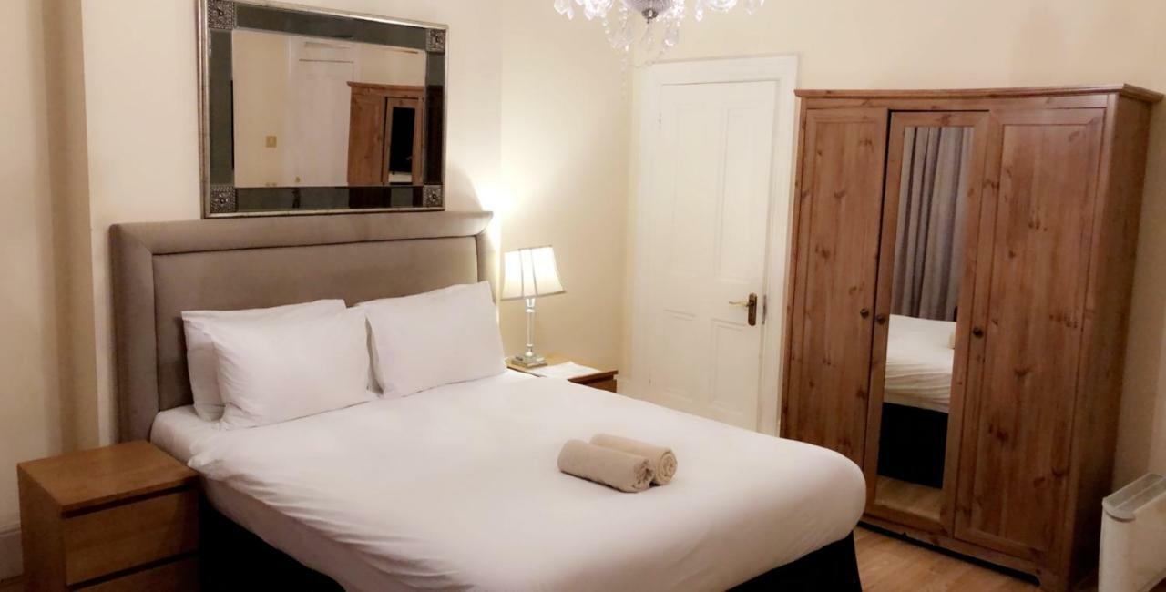 Hyde Park Residences * London