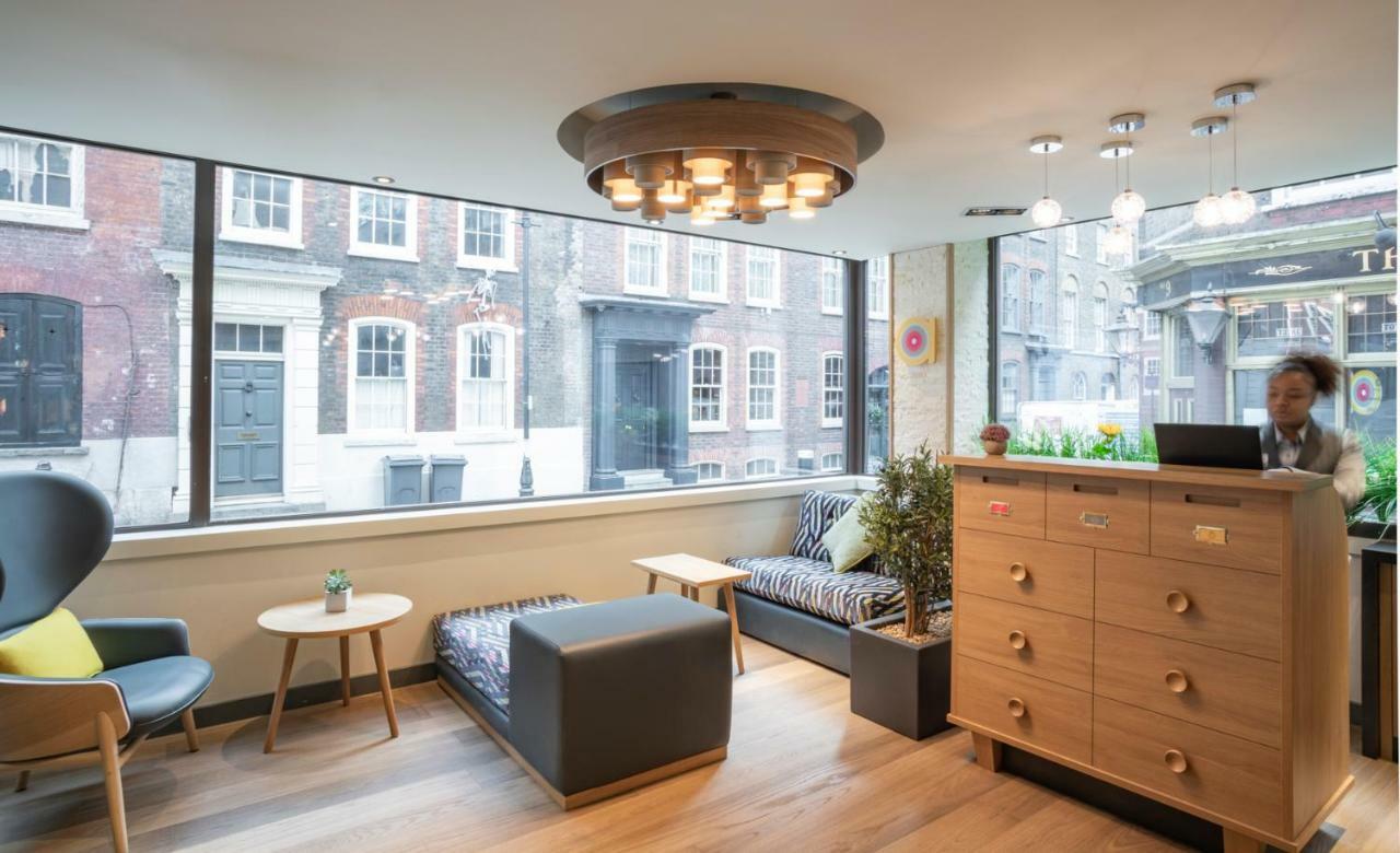 Point A Liverpool Street Hotel 3*