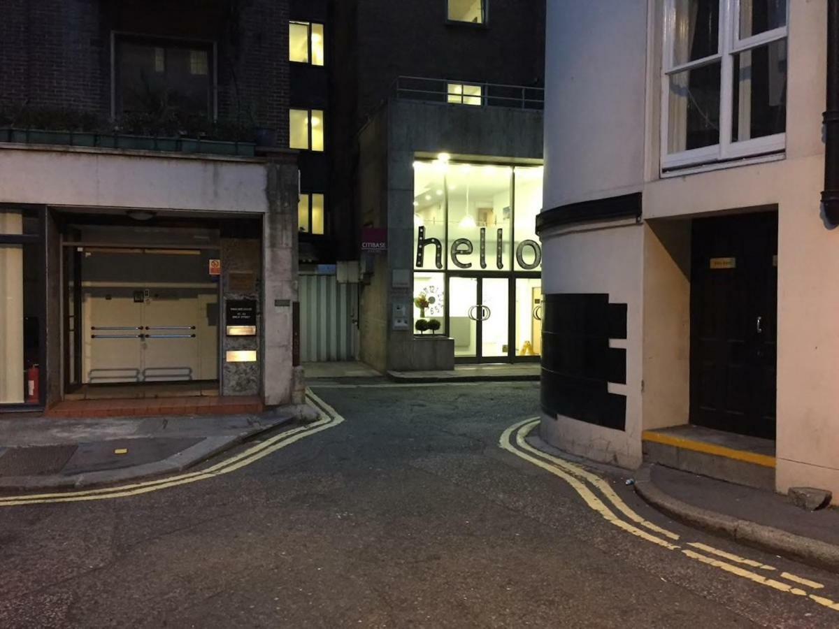 The Elegant Mayfair