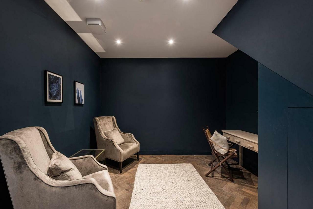 Holiday home Modern, Bright & Elegant 3 Bed Fulham Maisonette London
