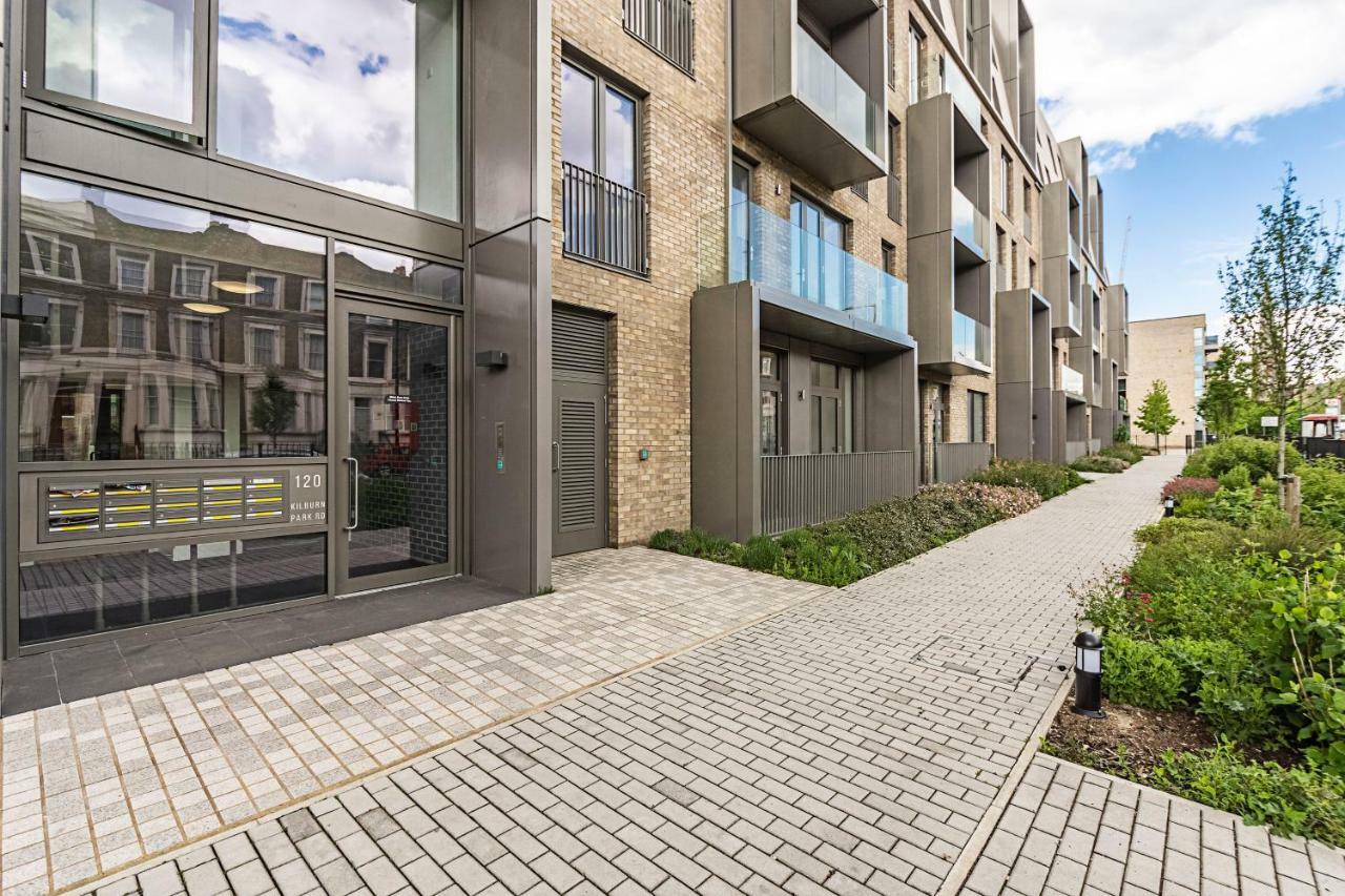 Stunning Brand New - Westminster London