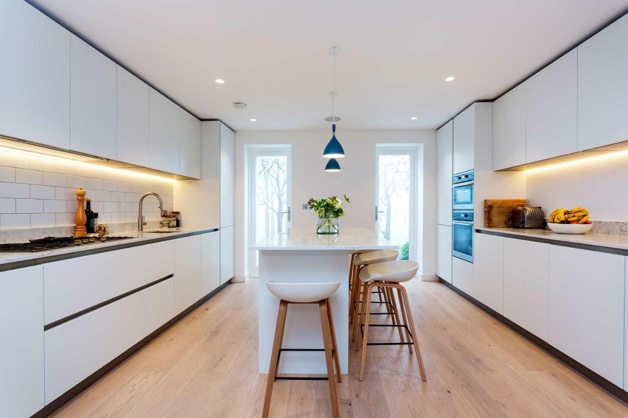 Holiday home Veeve - Princedale Road Minimalism London