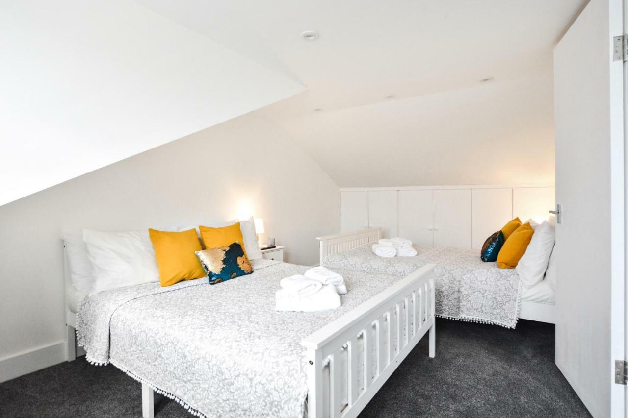 Maida Vale, Queens Park, Warwick Avenue * London