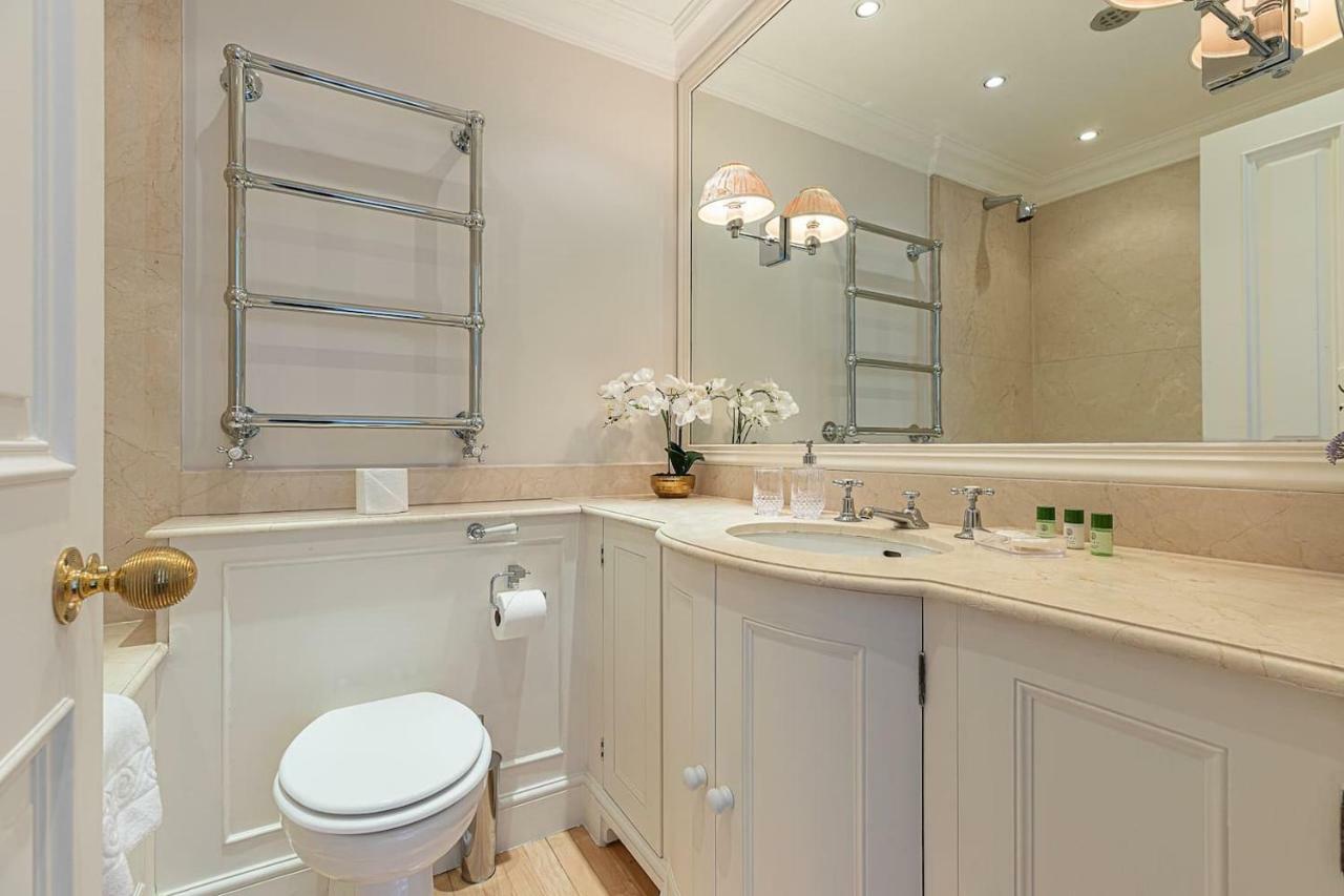 Joivy Stunning 6-bed House Near Harrods In Knightsbridge Casa de férias *