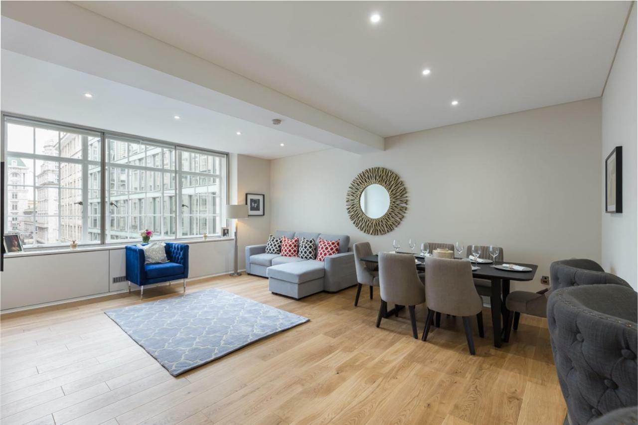 Urban Chic - Exeter Street Apartment London