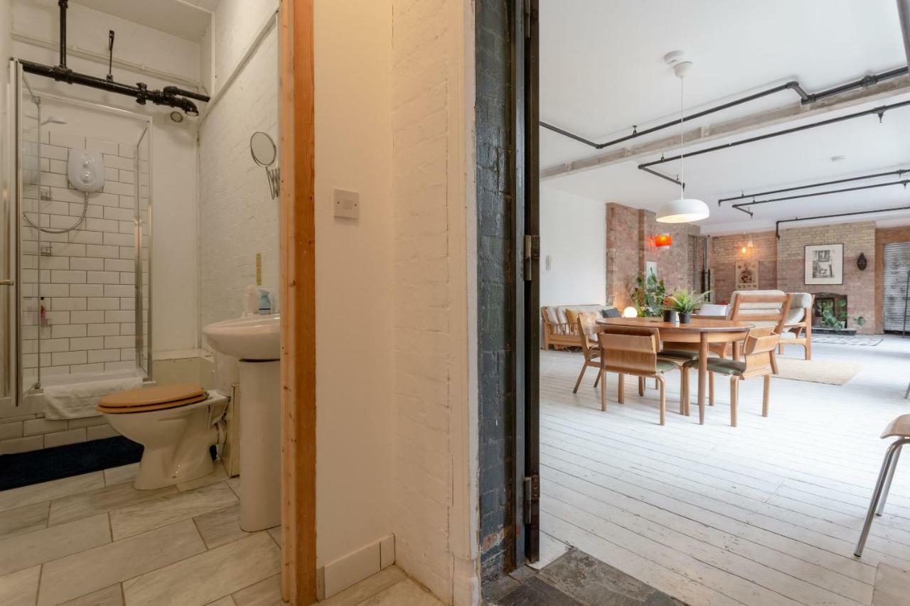 Apartment Industrial Open Plan Studio In Hackney