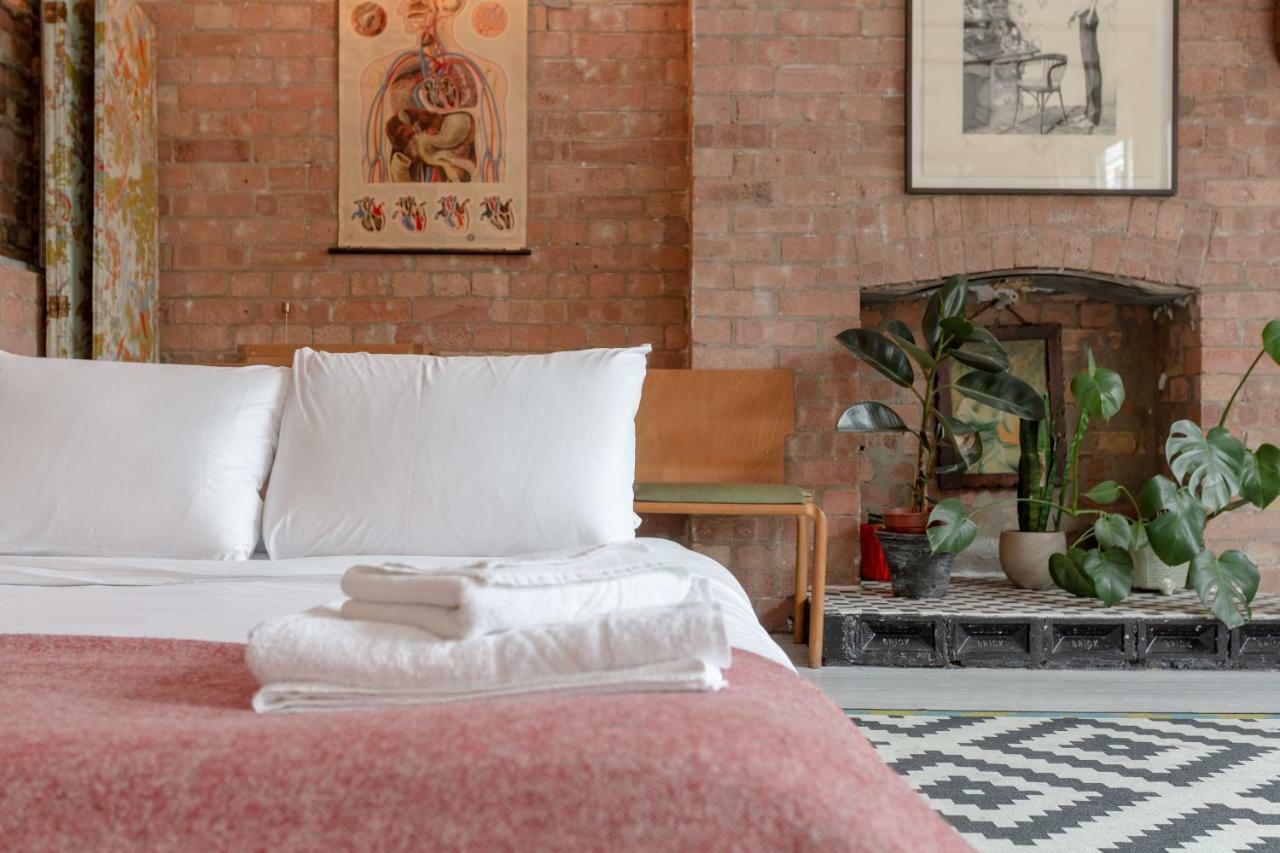 Apartment Industrial Open Plan Studio In Hackney