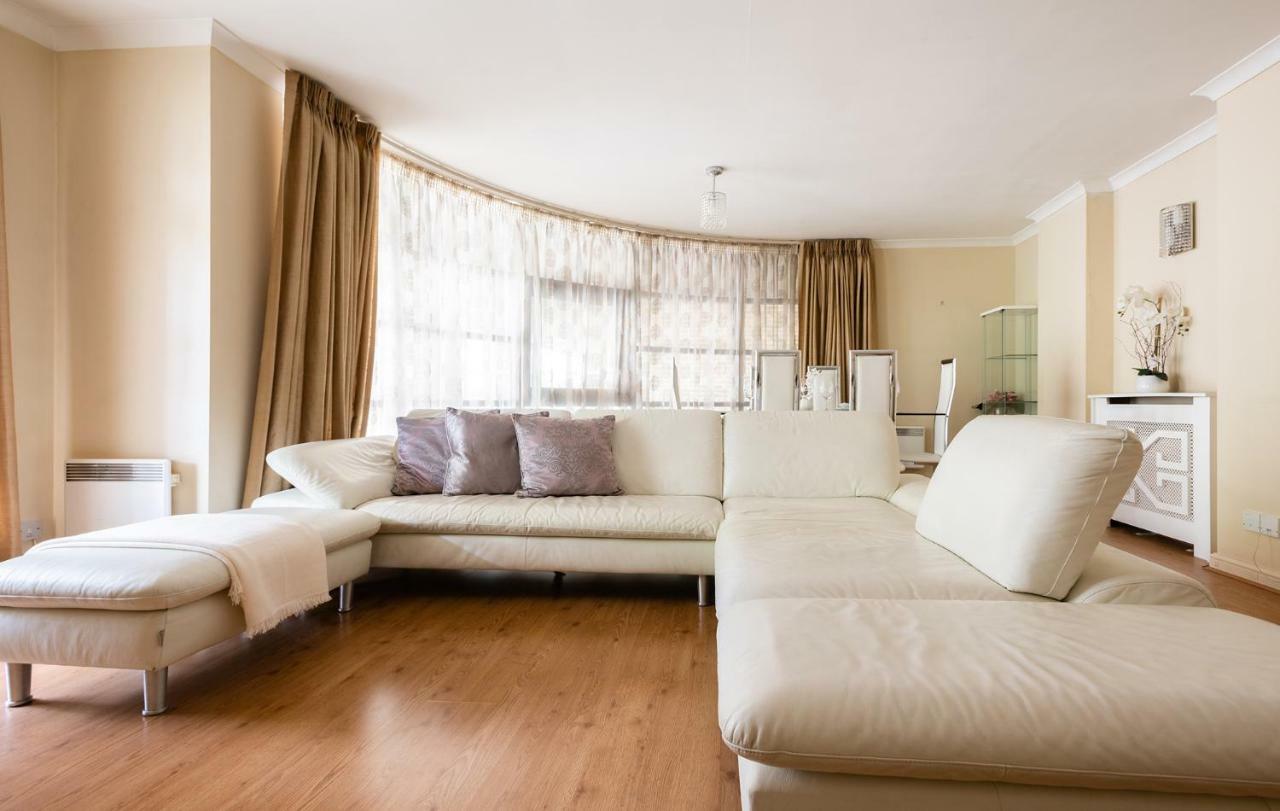 Canary Central Apartment