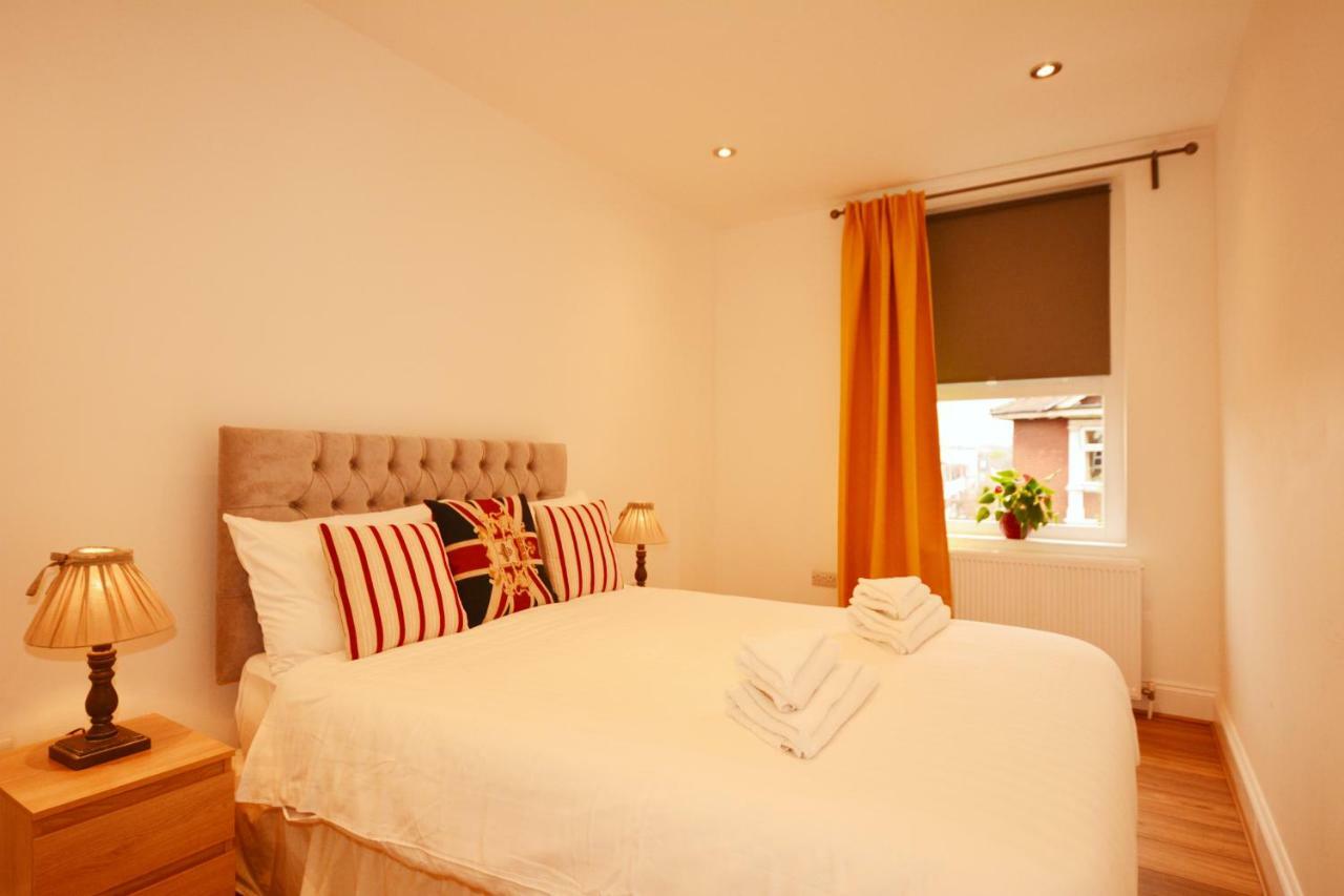Apartment Charing Cross London