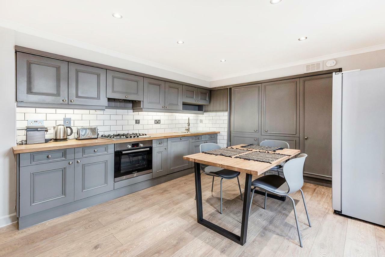 Stylish 2 Bedroom Flat In Knightsbridge Apartment London