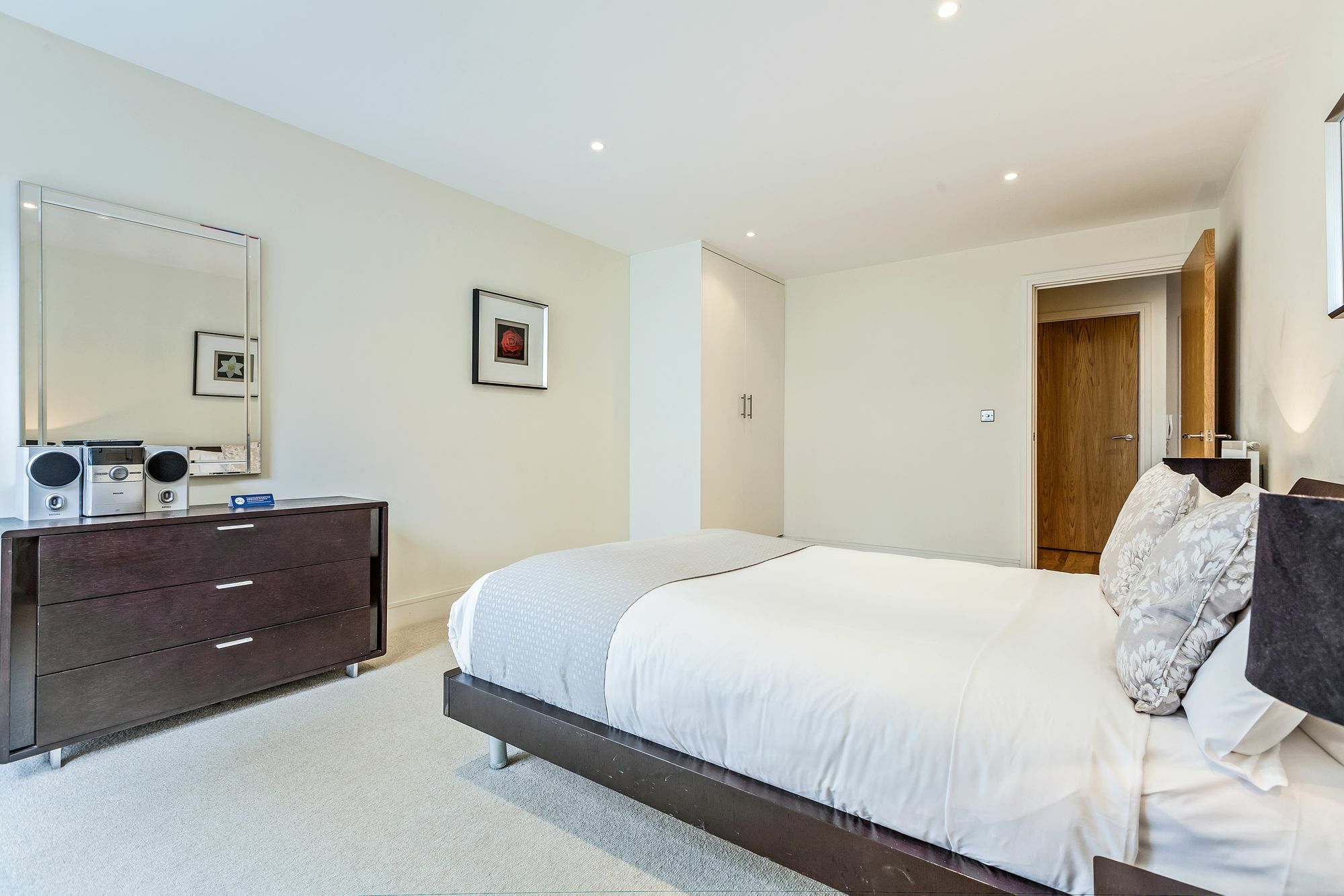 Lanterns Court By Bridgestreet * London