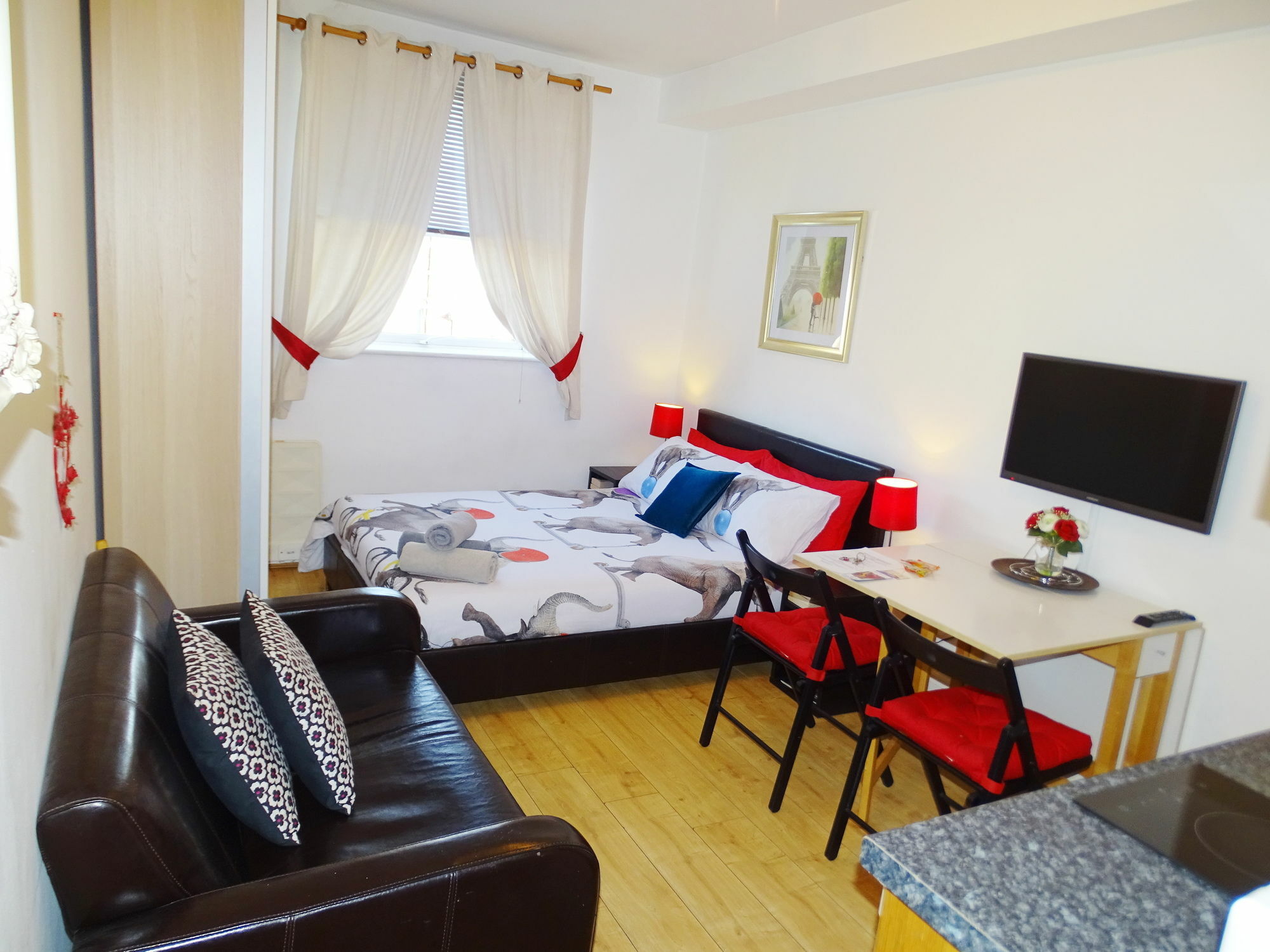 Dani Hampstead Studio Apartment London
