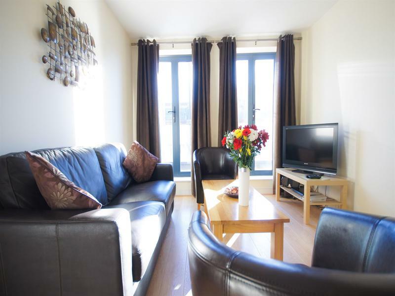 Apartment Crompton Court London
