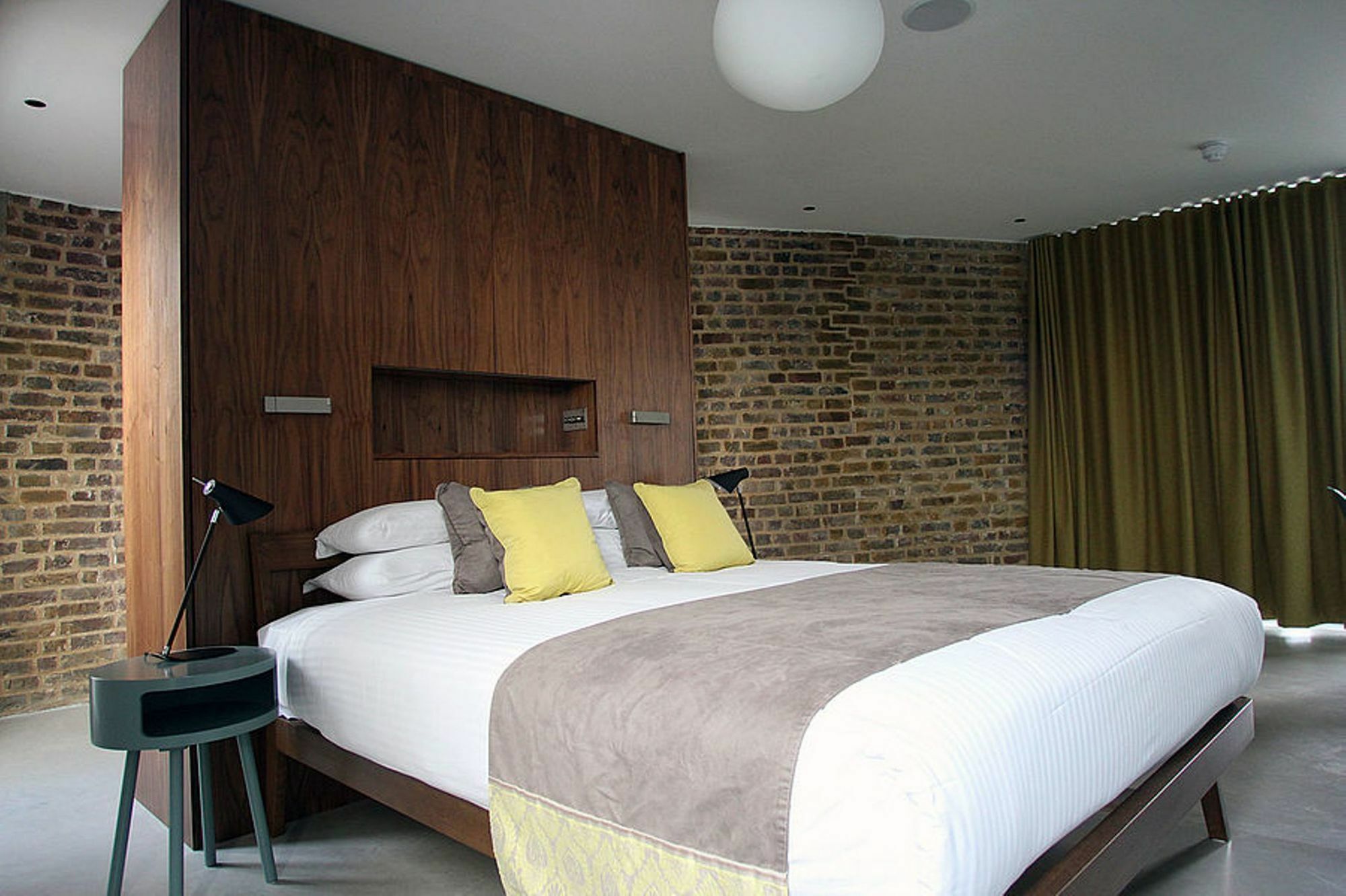 Apartment Hop Art House Serviced London