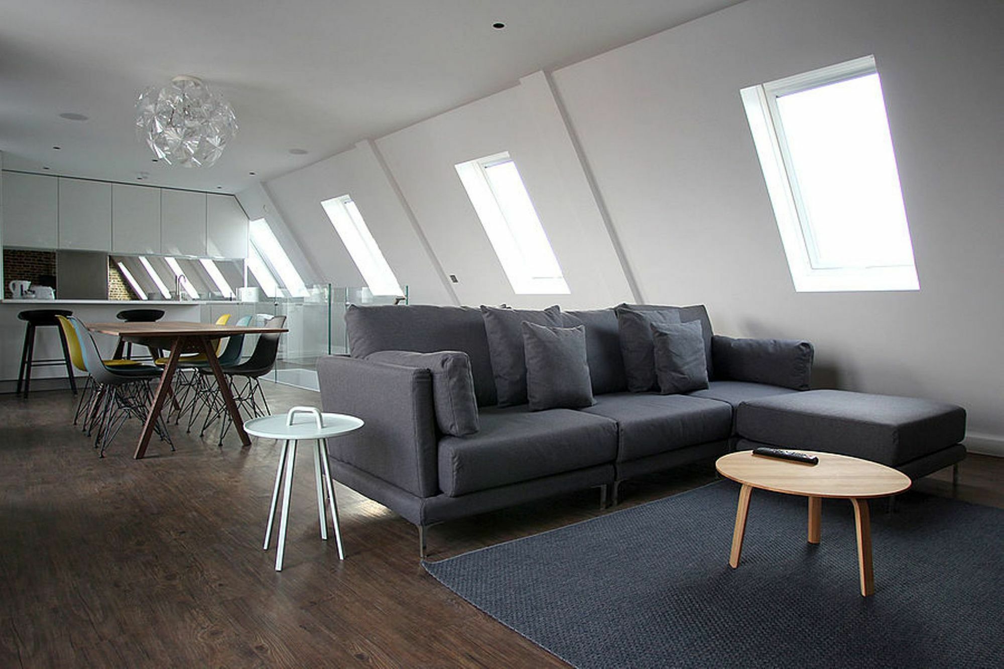 Apartment Hop Art House Serviced London