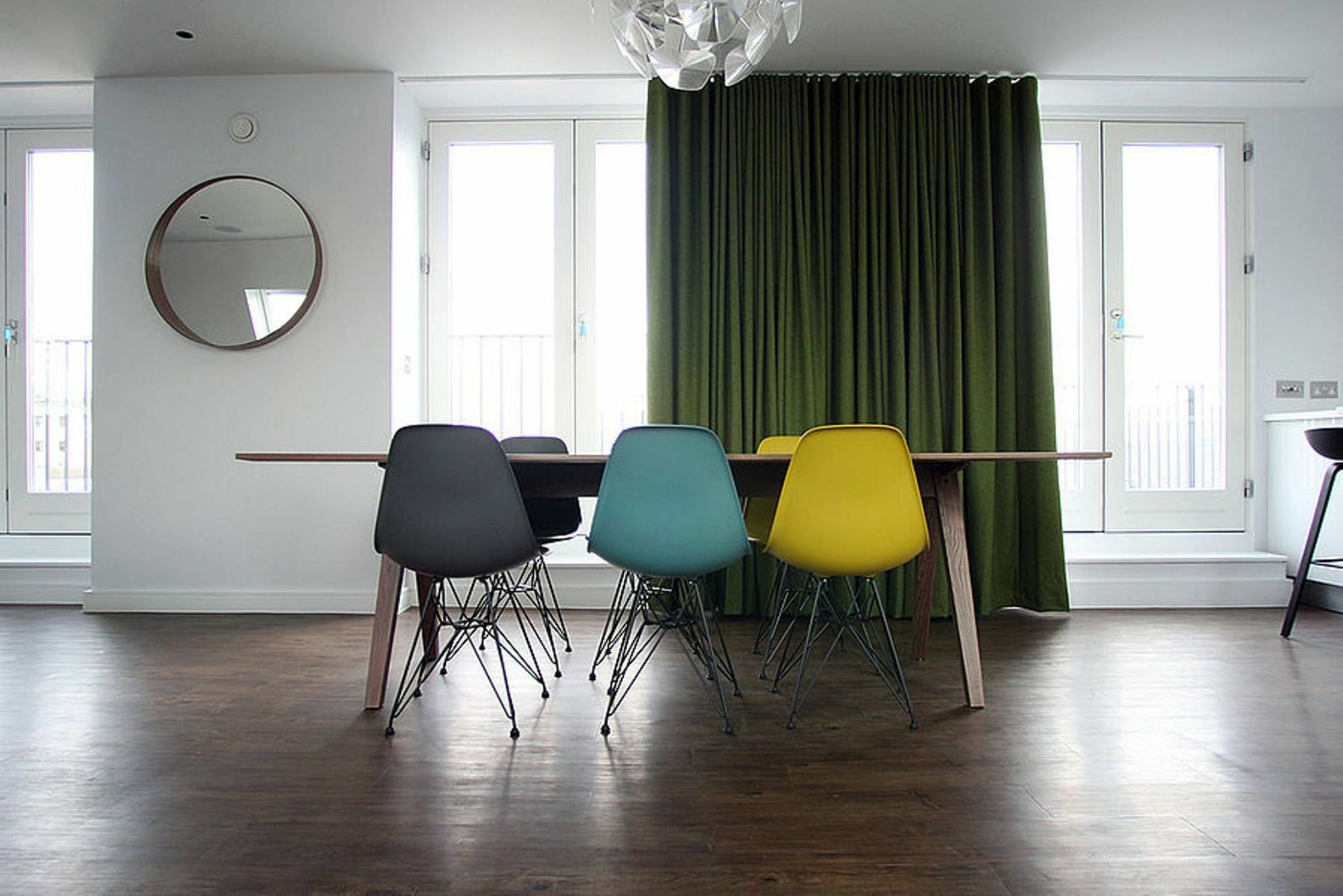 Hop Art House Serviced Apartment