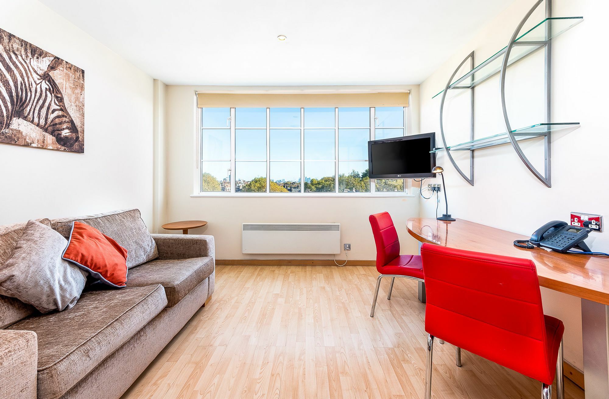 Aparthotel Roland House London