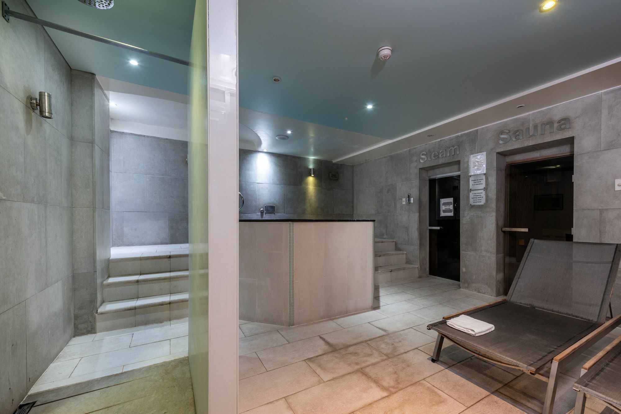 Aparthotel Roland House
