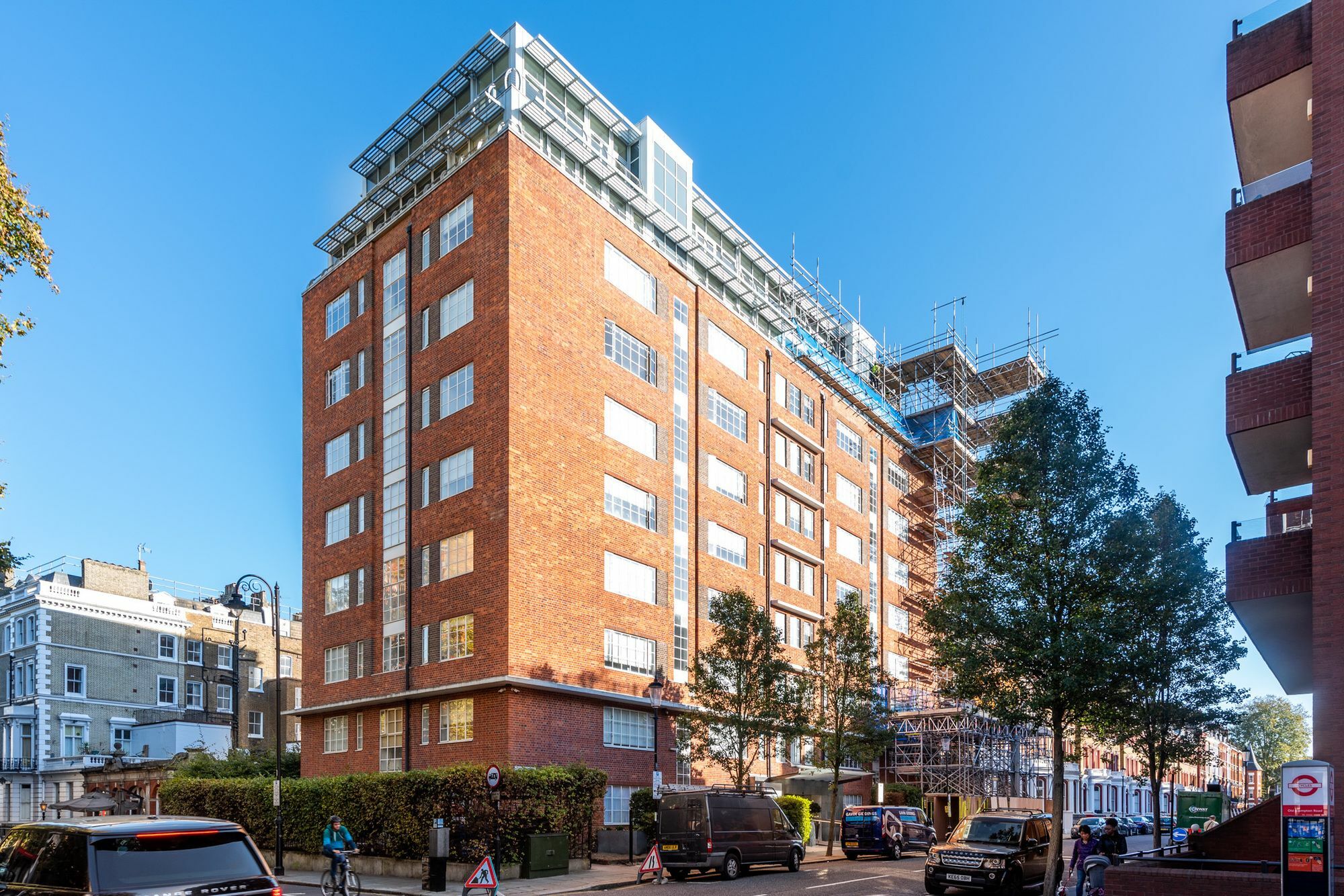 Aparthotel Roland House