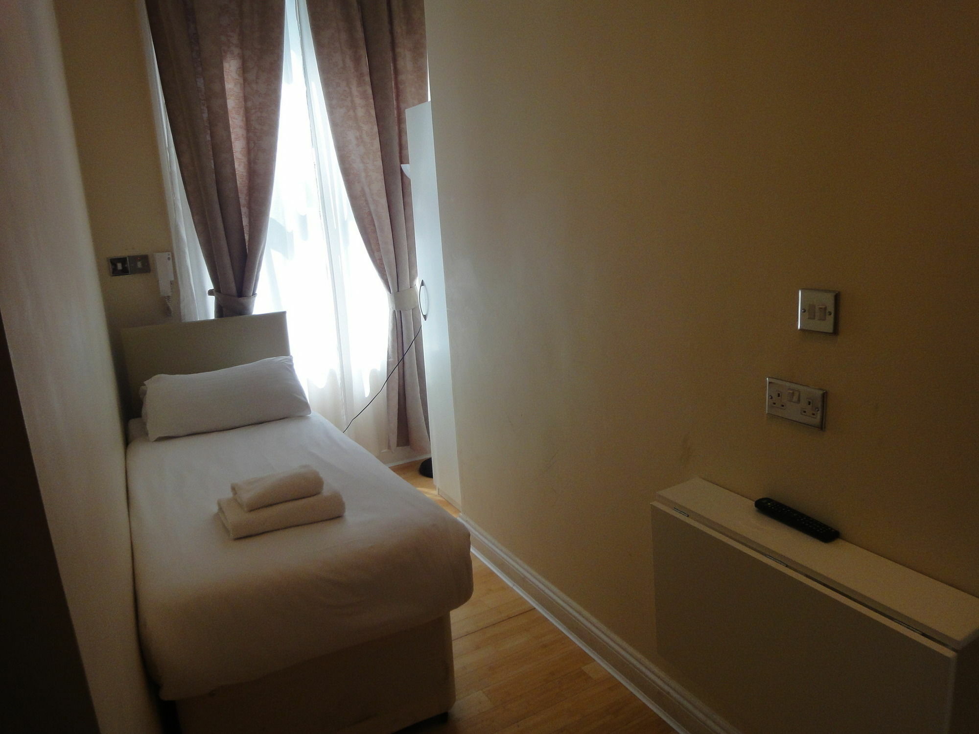 Dylan Kensington 3* Londres