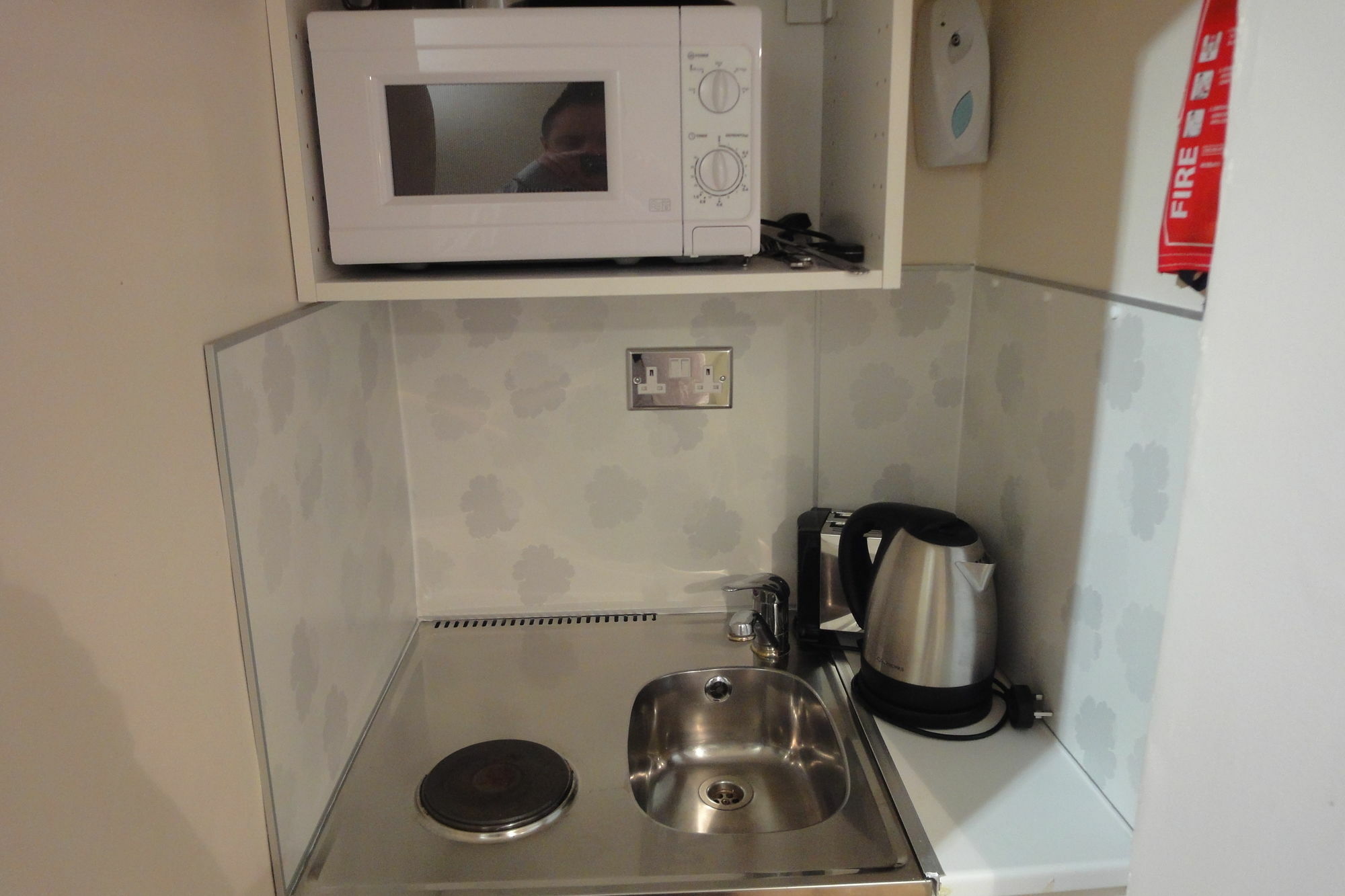 Dylan Earls Court Apartment London