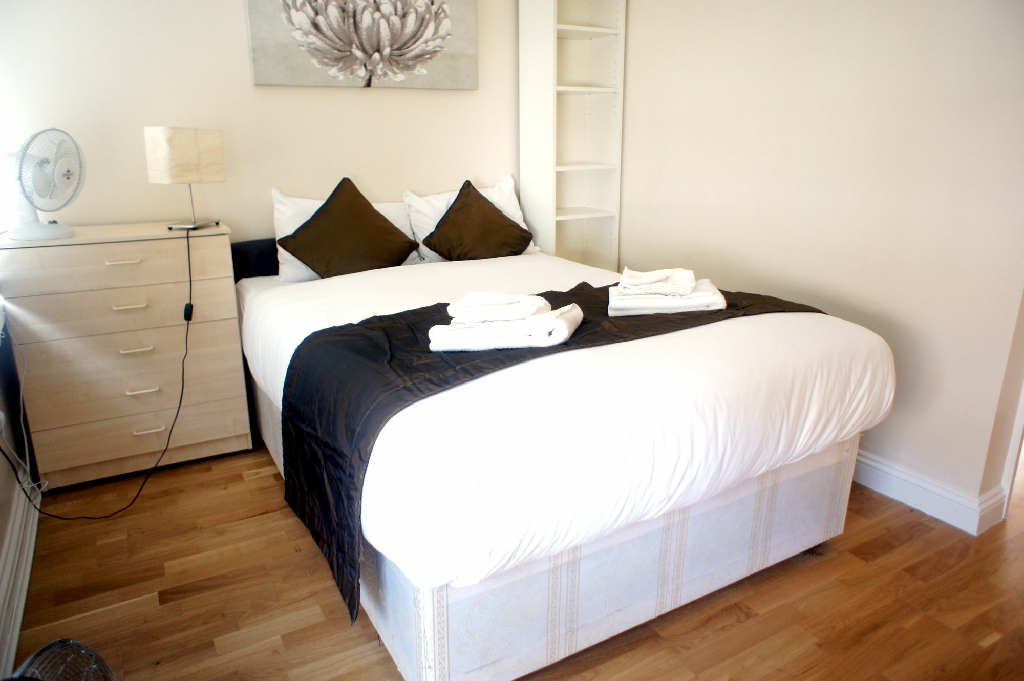 Fine Touch Apartment *
